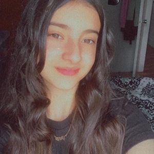 Meet your Posher, Juliana